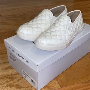 Size 5.5 - ECENTRCQ White Steve Maddens